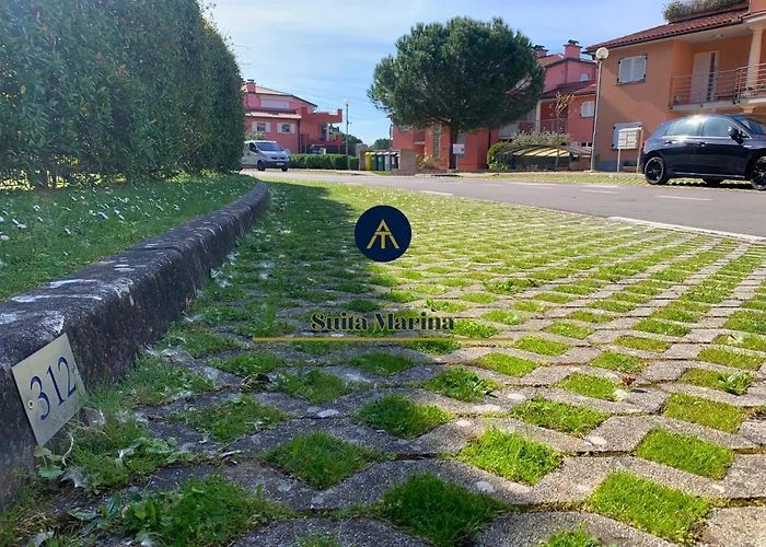 アパート Marina - Near With Terrace & 2 Parking Spaces At Marina ポルトローシュ